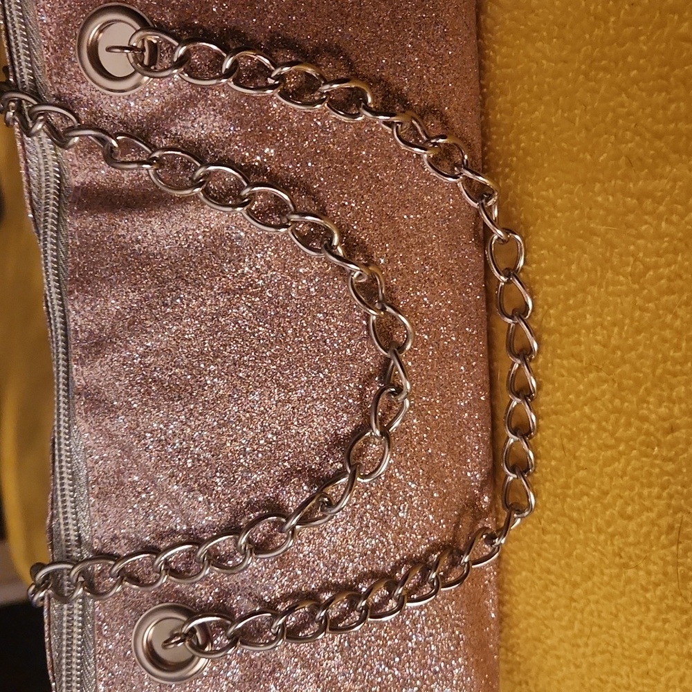 Lunch bag hot/cold it's insulated!  Champagne/wine tote or evening bag Glittery